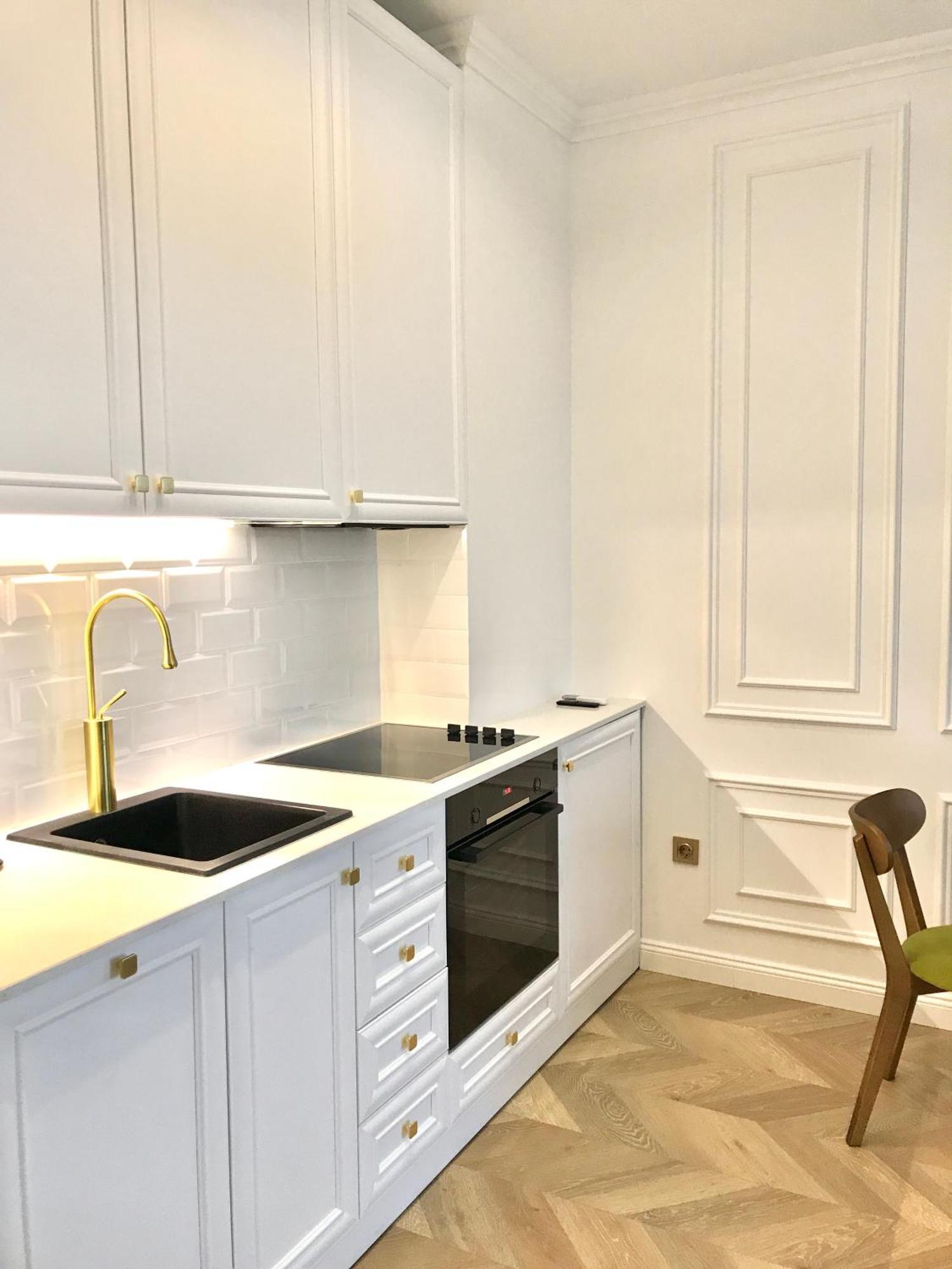 Brand New 1-Bedroom Apartment In City Centre Gori Exterior foto